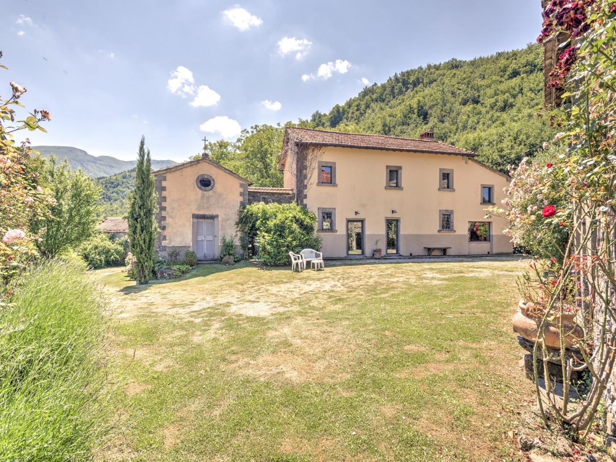 Comfy Home In San Godenzo With Lake Nearby Exterior foto